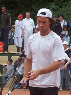 Carlos MOYA
